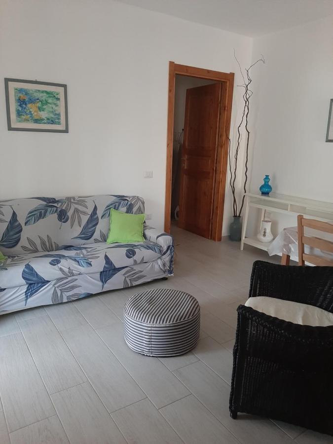 Sun Sea And Relax Villetta A Due Passi Dal Mare Solanas  Zewnętrze zdjęcie